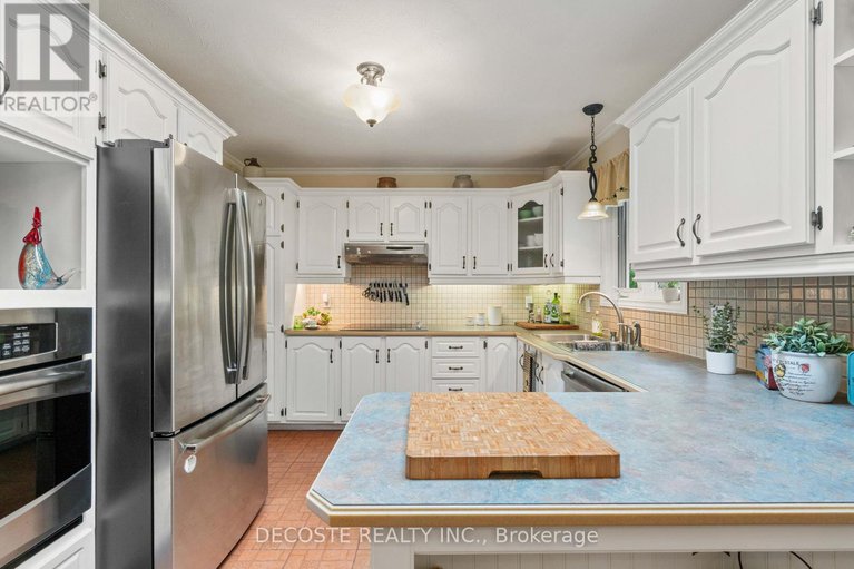 28530818/19920-county-25-road/south-glengarry-charlottenburgh-twp/south-glengarry/ontario/K0C1L0_11