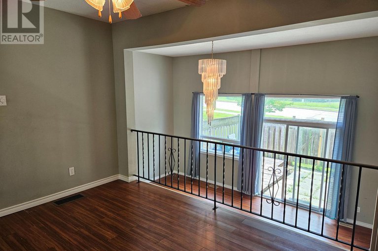 28375991/6-2669-southvale-crescent/sheffield-glenindustrial-park/ottawa/ontario/K1B4V2_7