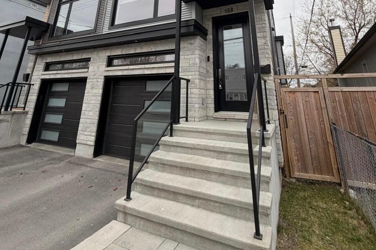 29677921/158-marier-avenue/vanier/ottawa/ontario/K1L5S1_1