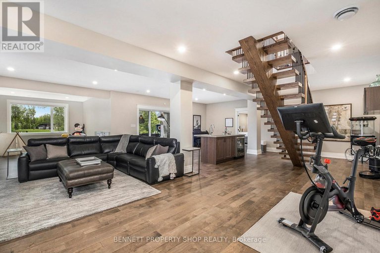 28406441/396-shoreway-drive/greely/ottawa/ontario/K4P0G2_22