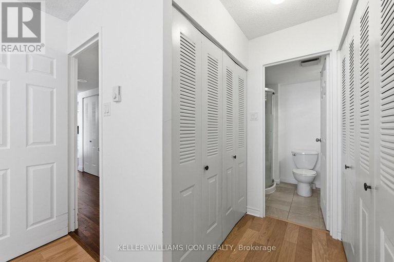 29399608/1011-2760-carousel-crescent/emerald-woodssawmill-creek/ottawa/ontario/K1T2N4_26