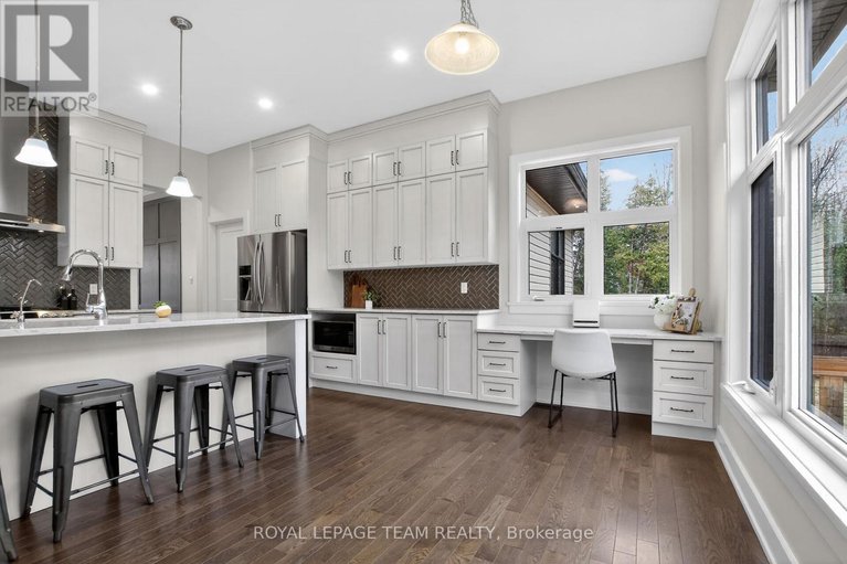 29592017/144-country-meadow-drive/huntley-ward-north-west/ottawa/ontario/K0A1L0_15