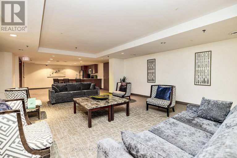 28341978/1809-242-rideau-street/sandy-hill/ottawa/ontario/K1N0B7_23