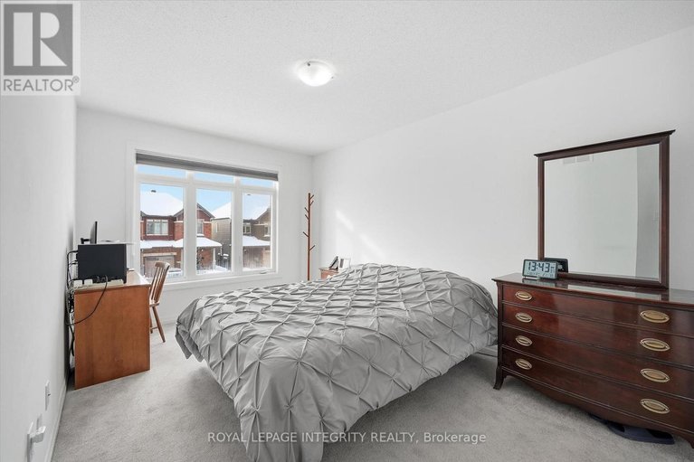 29474235/88-chevron-place/mer-bleuebradley-estatesanderson-park/ottawa/ontario/K1W0L6_23