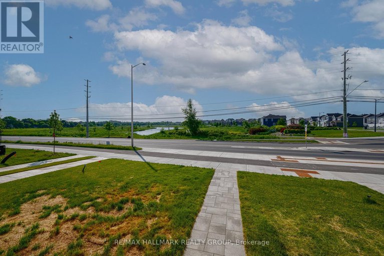 28470384/6357-perth-street/btwn-franktown-rd-fallowfield-rd/ottawa/ontario/K0A2Z0_4