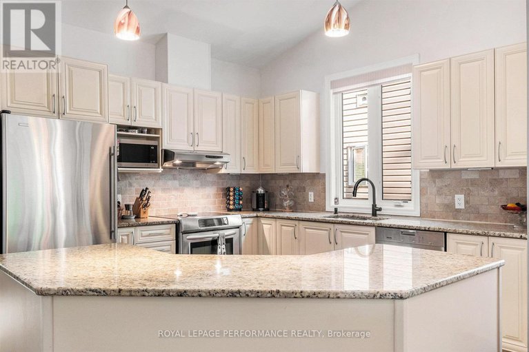 28829457/414-statewood-drive/morgans-grantsouth-march/ottawa/ontario/K2K0B7_3