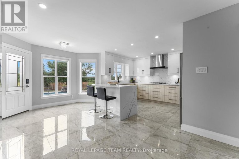 29223191/7474-mitch-owens-road/osgoode-twp-north-of-reg-rd-6/ottawa/ontario/K4P1K9_11