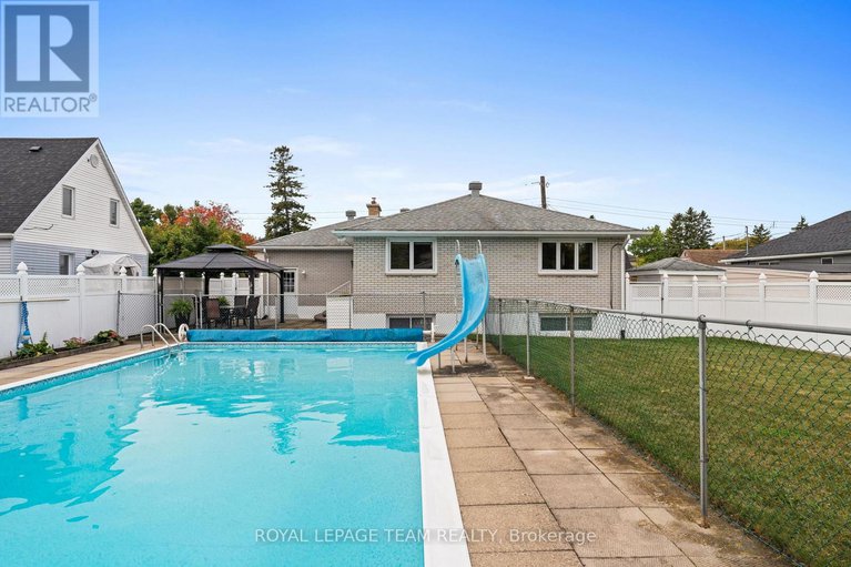 28926247/1525-valmarie-avenue/carleton-heights/ottawa/ontario/K2C1V7_40