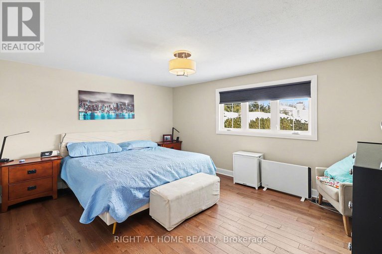 29353091/51-westpark-drive/blackburn-hamlet/ottawa/ontario/K1B3G4_22