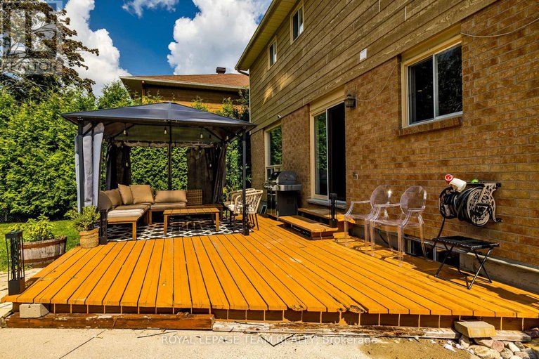 29218439/87-beechfern-drive/stittsville-central/ottawa/ontario/K2S1E3_38