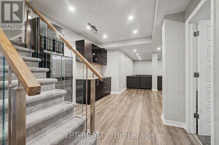 29430421/269-gracewood-crescent/blossom-parkkemp-parkfindlay-creek/ottawa/ontario/K1T0J1_37