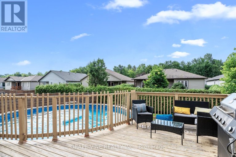 29427195/84-settlement-lane/village-of-russell/russell/ontario/K4R0A4_36