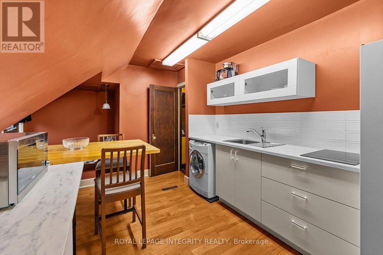 29552418/3565-albion-road/sawmill-creektimbermill/ottawa/ontario/K1T1A2_28