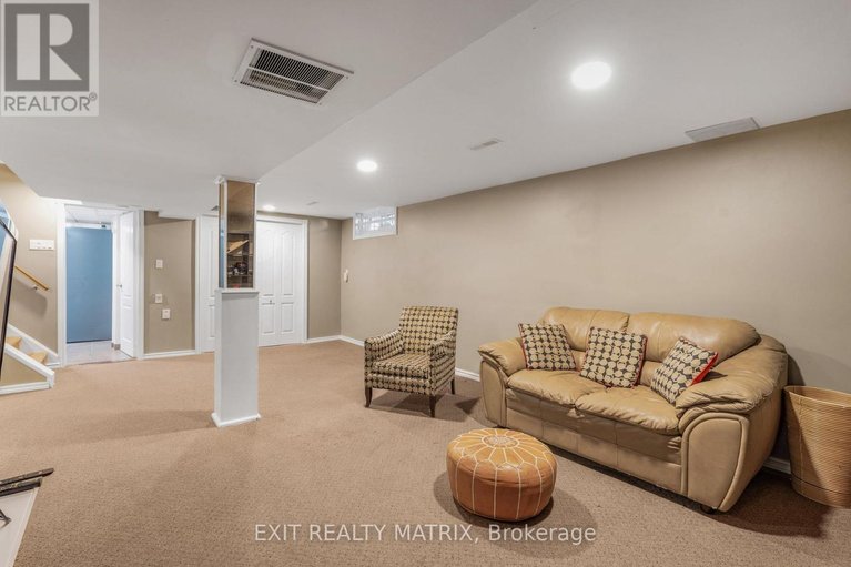 29646951/1401-bortolotti-crescent/pineview/ottawa/ontario/K1B5C1_26