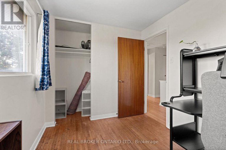 29028526/1229-cobden-road/queensway-terrace-southridgeview/ottawa/ontario/K2C2Z4_22