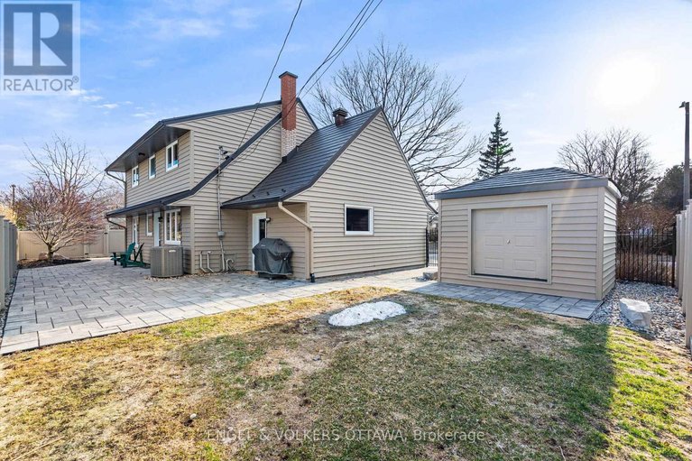 29612922/2173-beaumont-road/playfair-park/ottawa/ontario/K1H5V2_31