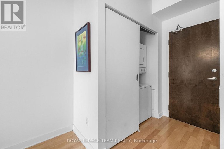 29570907/1207-179-george-street/lower-townbyward-market/ottawa/ontario/K1N1J8_3