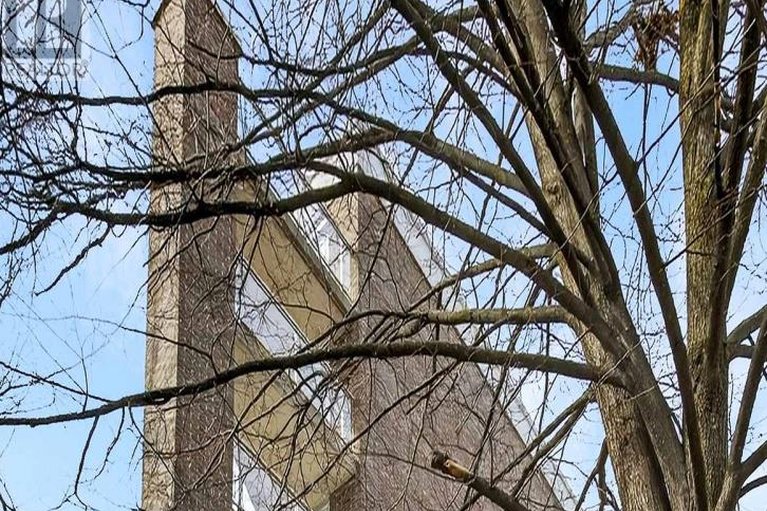 29525639/204-30-charlevoix-street/vanier/ottawa/ontario/K1L8K5_25