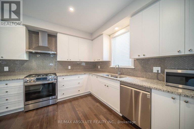 28678641/668-parkview-terrace/village-of-russell/russell/ontario/K4R0C7_17