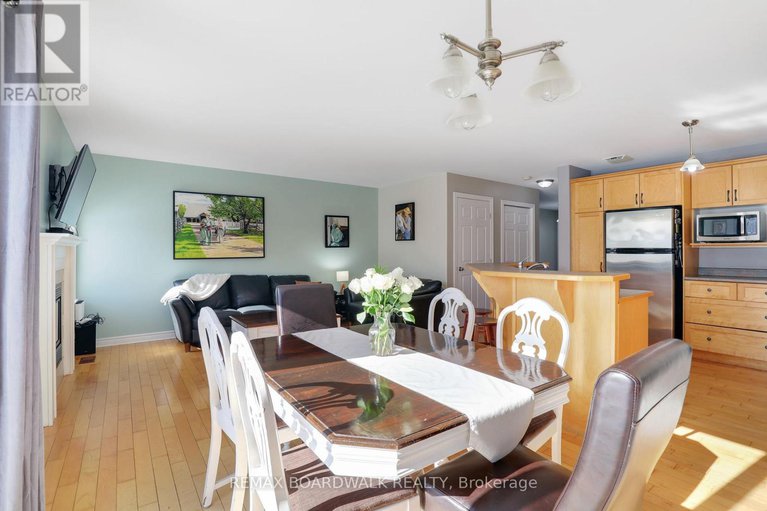 29393357/20-alma-street-e/kemptville/north-grenville/ontario/K0G1J0_4