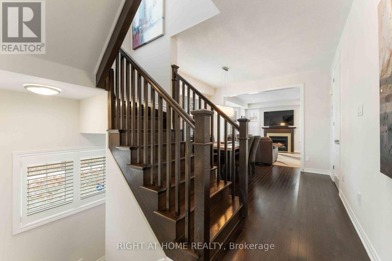 29150874/369-autumnfield-street/emerald-meadowstrailwest/ottawa/ontario/K2M0J6_19