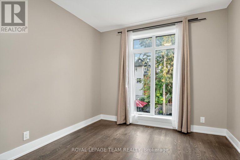 29050670/16-first-avenue/glebe/ottawa/ontario/K1S2G2_29