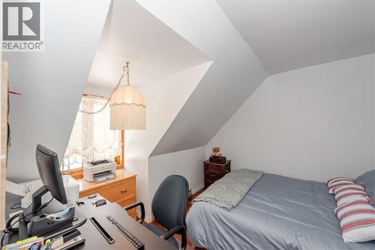 29370176/704-pattee-road/hawkesbury/ontario/K6A2R2_43