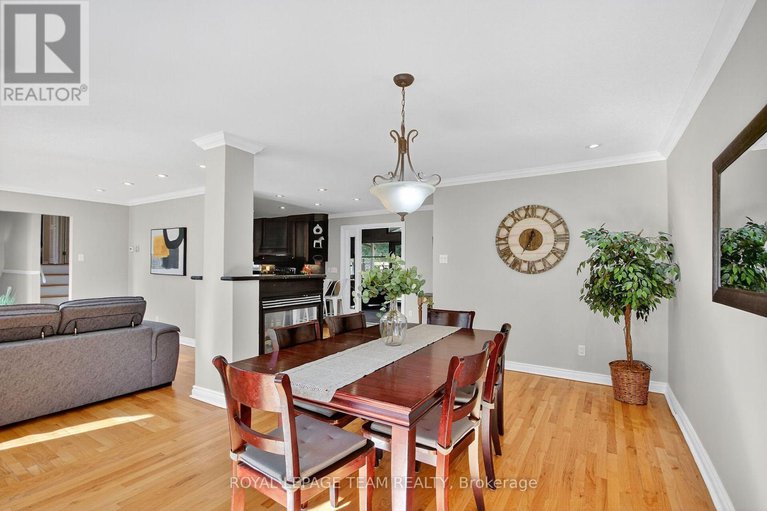 29003460/1079-christopher-drive/manotick-long-island-nicholls-island/ottawa/ontario/K4M1J2_12