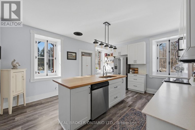 29603322/2090-beach-road/north-grenville-twp-kemptville-south/north-grenville/ontario/K0G1S0_14