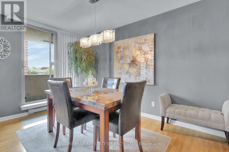 28339810/u303-200-lafontaine-avenue/vanier/ottawa/ontario/K1L8K8_11