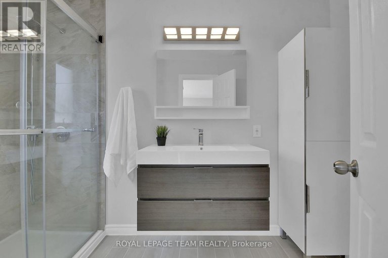 29653462/207-beatrice-drive/longfields/ottawa/ontario/K2J4P1_24