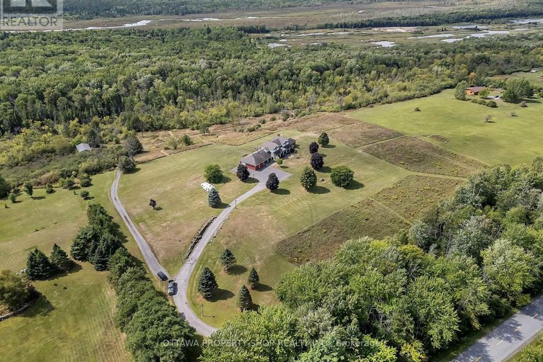 29624485/3057-greenland-road/dunrobin-shores/ottawa/ontario/K0A1T0_31