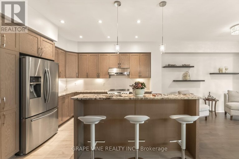 29618523/383-memorial-grove/riverside-southgloucester-glen/ottawa/ontario/K1X0C7_7