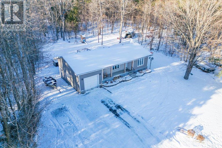 29166870/702-cedar-hill-road/pakenham/mississippi-mills/ontario/K0A2X0_33