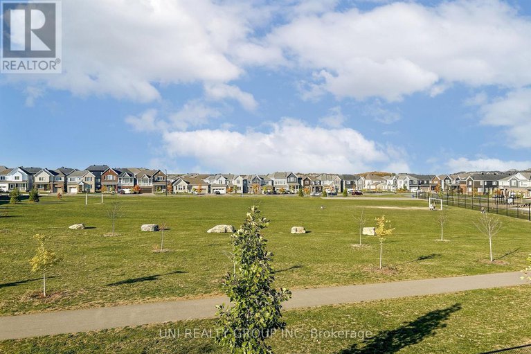 28953917/324-canadensis-lane/half-moon-bay/ottawa/ontario/K2J6X8_16