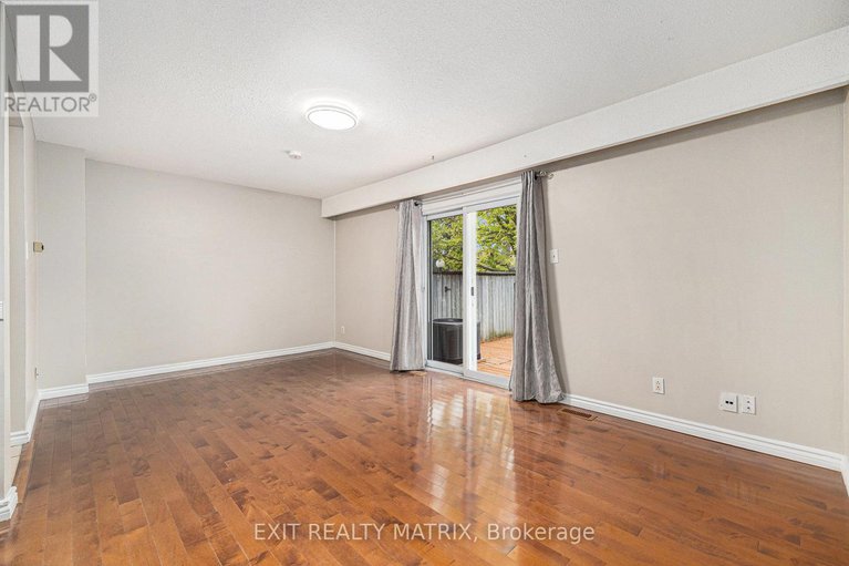 29131271/23-pickford-drive/katimavik/ottawa/ontario/K2L2C1_6