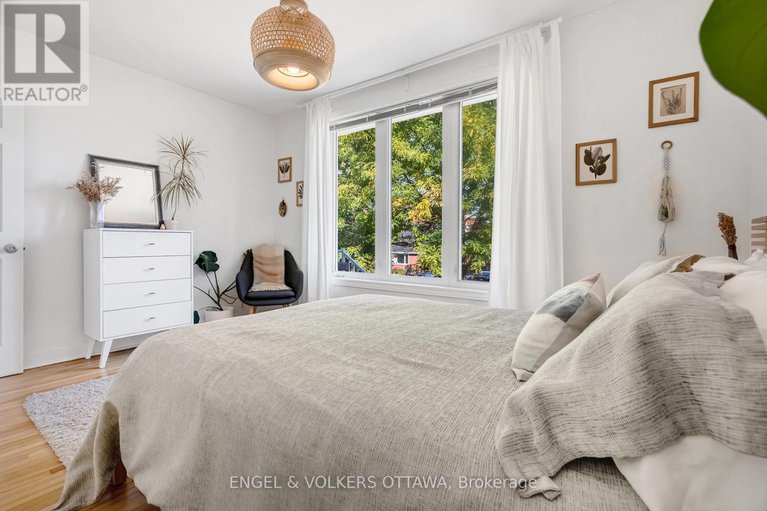 29372834/1270-cheverton-avenue/alta-vista/ottawa/ontario/K1H7P6_19