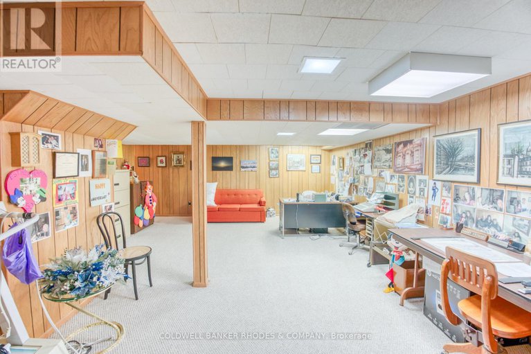 28861258/2005-neepawa-avenue/carlingwood/ottawa/ontario/K2A3L4_23