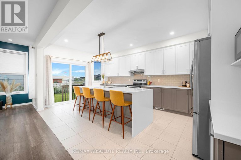 28578833/302-haliburton-heights/emerald-meadowstrailwest/ottawa/ontario/K2S1S3_19