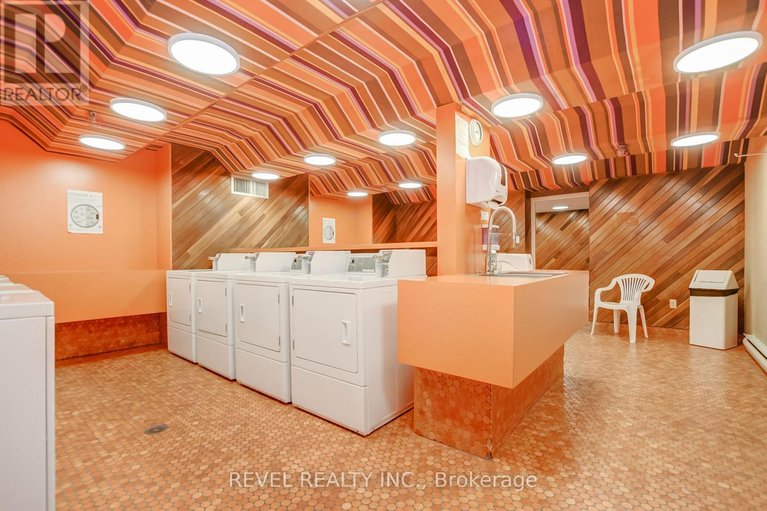 29566268/1403-20-the-driveway-drive/ottawa-centregolden-triangle/ottawa/ontario/K2P1C8_33