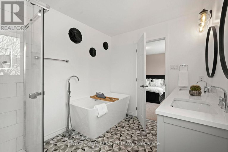 29413886/166-lily-pond-street/emerald-meadowstrailwest/ottawa/ontario/K2M0J5_19