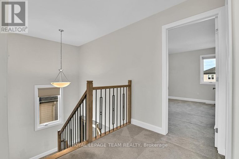 28851206/69-duncanville-street/village-of-russell/russell/ontario/K4R0E9_18