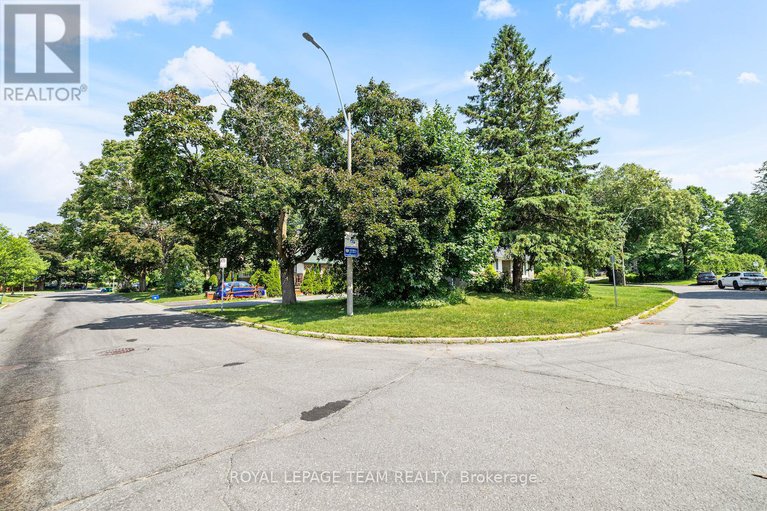 28567956/467-469-braydon-avenue/riverview-park/ottawa/ontario/K1G0W7_6