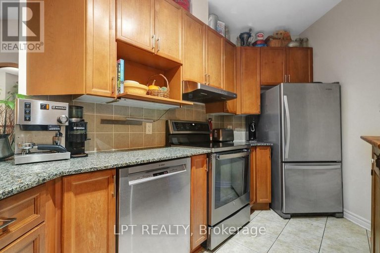 28929558/102-205-bolton-street/lower-townbyward-market/ottawa/ontario/K1N1K7_15