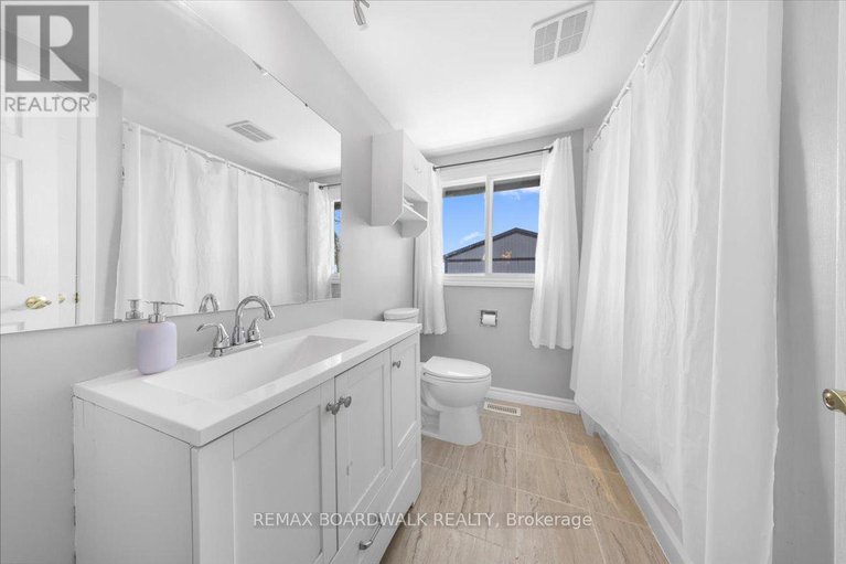 29403868/428-moodie-drive/westcliffe-estates/ottawa/ontario/K2H8A6_25