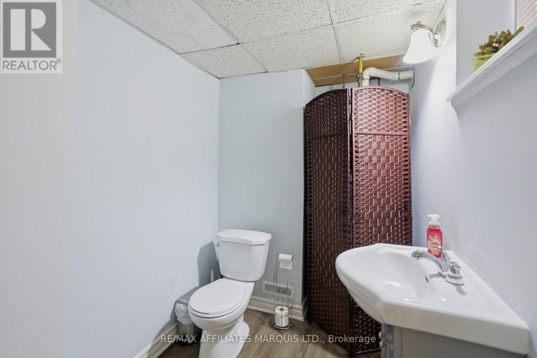 29603984/36-maple-street/ingleside/south-stormont/ontario/K0C1P0_29