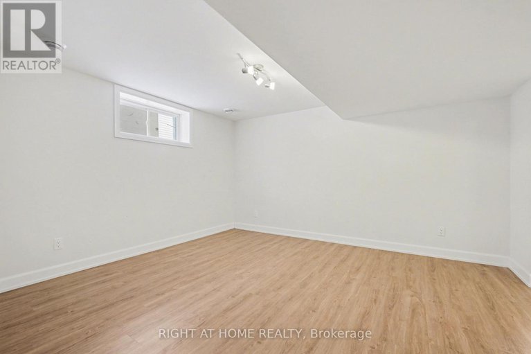 29439630/429-aurora-street/russell-twp/russell/ontario/K4R0L3_25