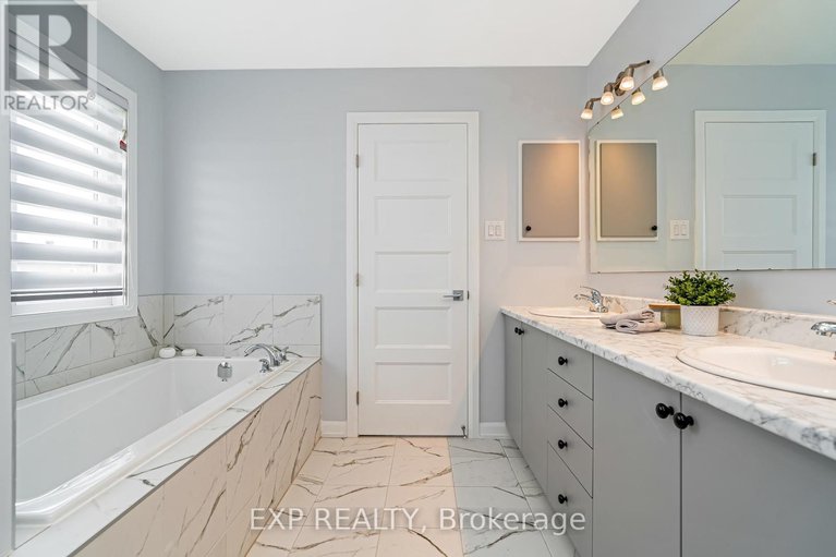 28494821/1153-diamond-street/clarencerockland-twp/clarence-rockland/ontario/K4K0L9_26