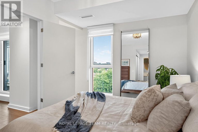 28735068/608-135-barrette-street/vanier/ottawa/ontario/K1L7Z9_25
