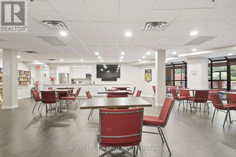 28646653/1103-1025-richmond-road/woodroffe/ottawa/ontario/K2B8G8_30